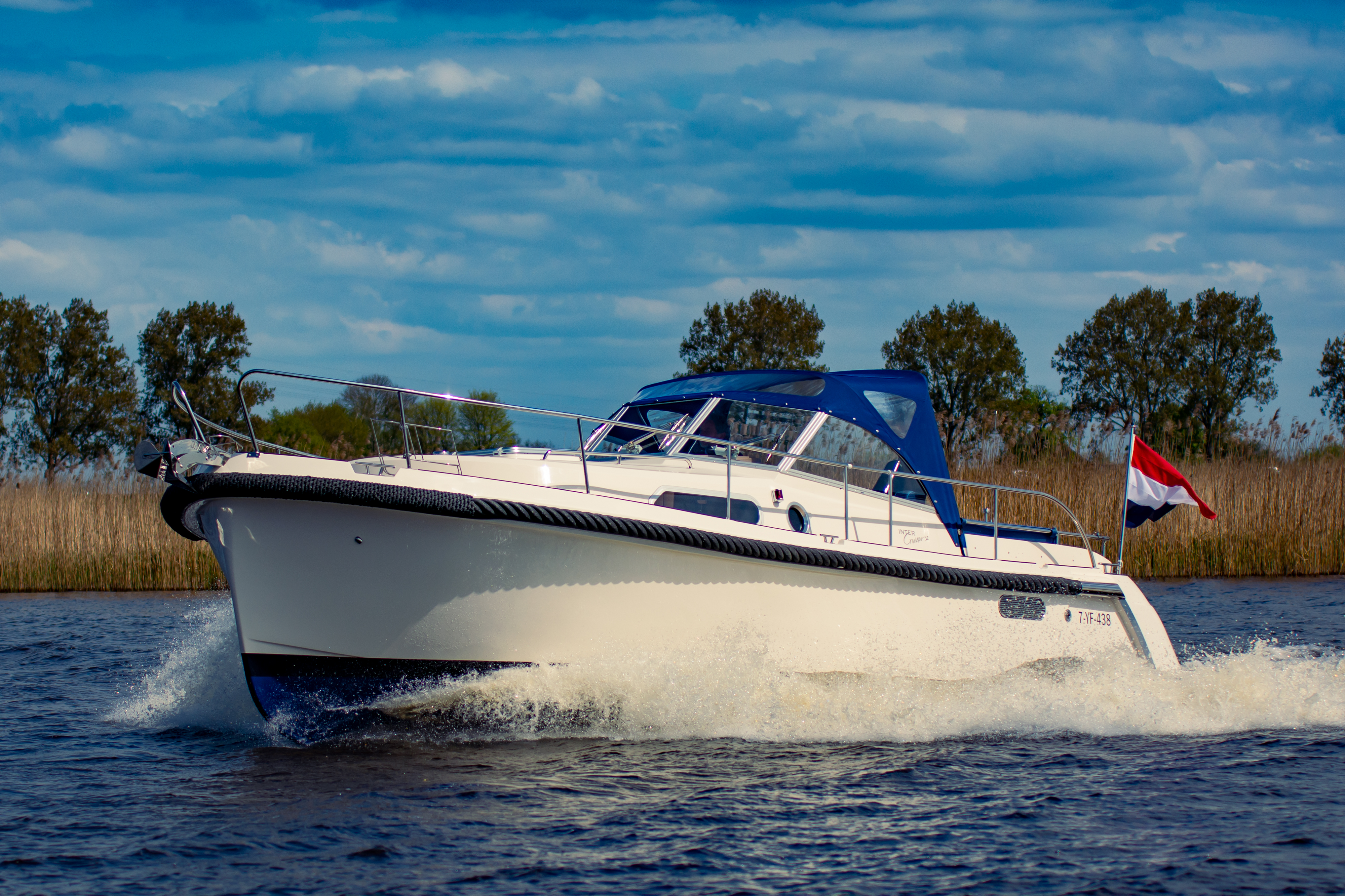 Intercruiser 32