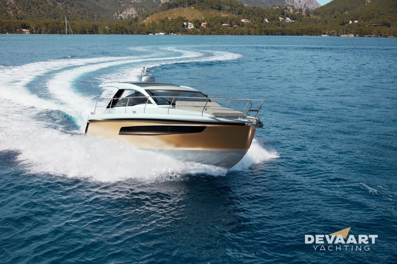 Sealine S335